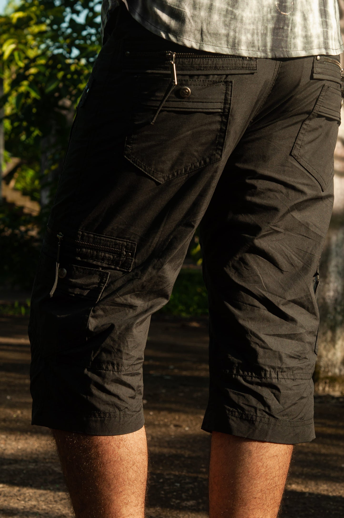 MANAGA | Herren Cargo Shorts | Schwarze Distressed Cargo Shorts Mini-Karos