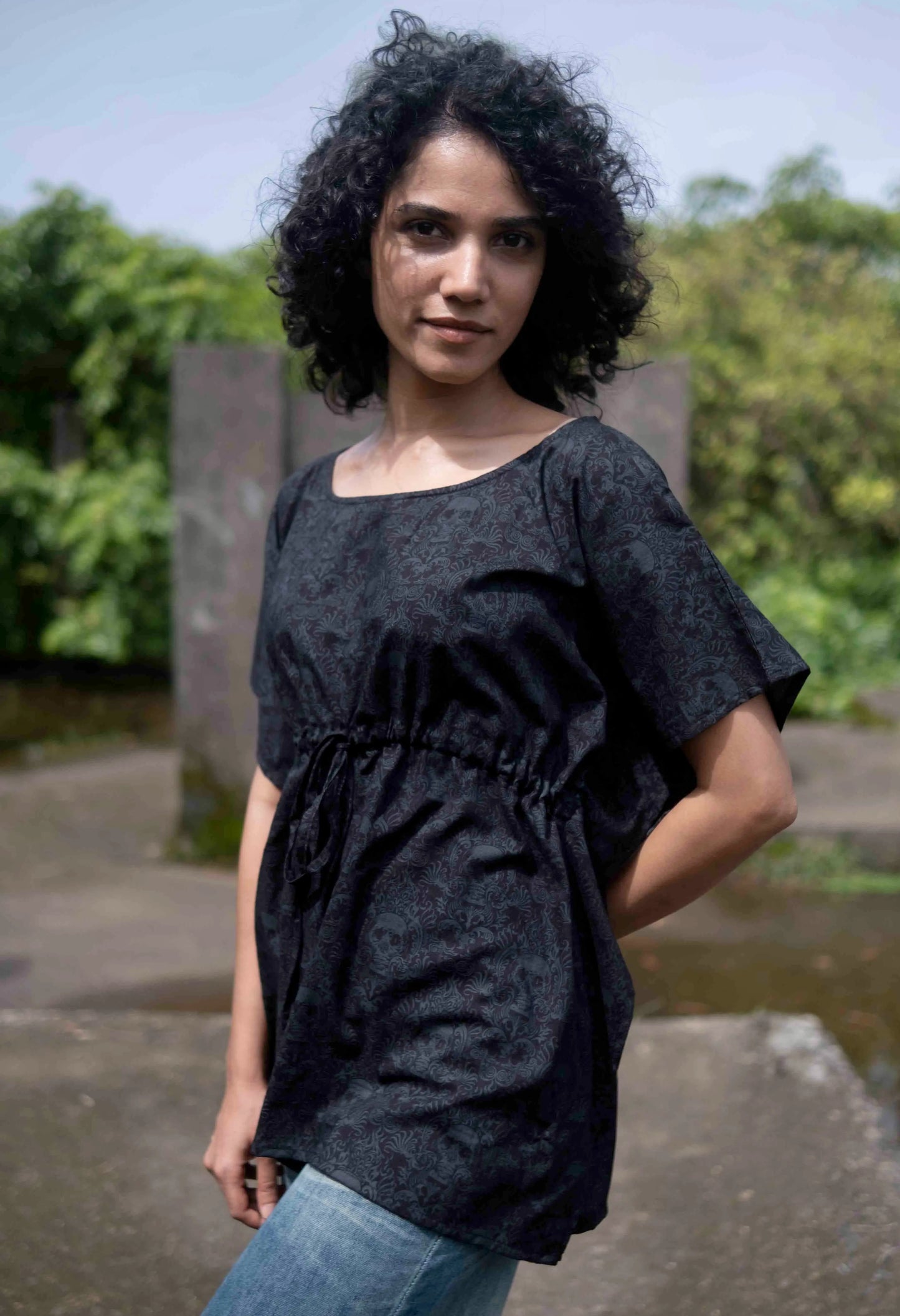Cancun Totenkopf Festival-Oberteil für Damen – Gothic Boho Tunika mit verstellbarer Taille