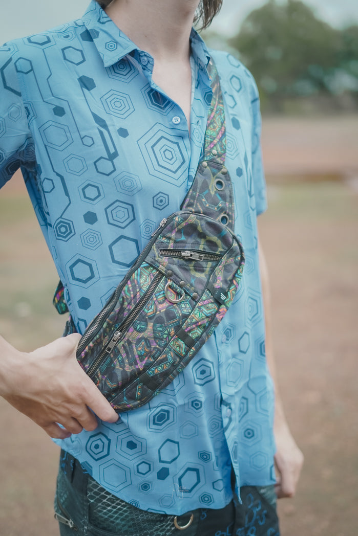 MIND FLARE | Unisex Crossbody-Taschen | Raver Festival Sling Aztec Tasche