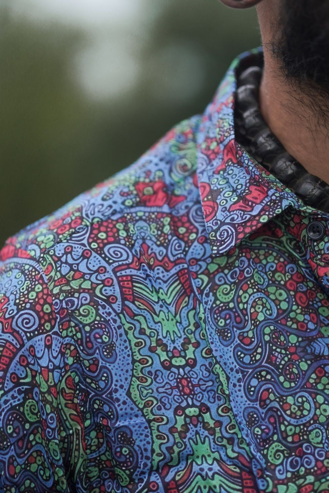 Forest Myth – Bambus-Leichtgewicht-Sommerkleidung Trippy Psychedelisches bedrucktes Hemd