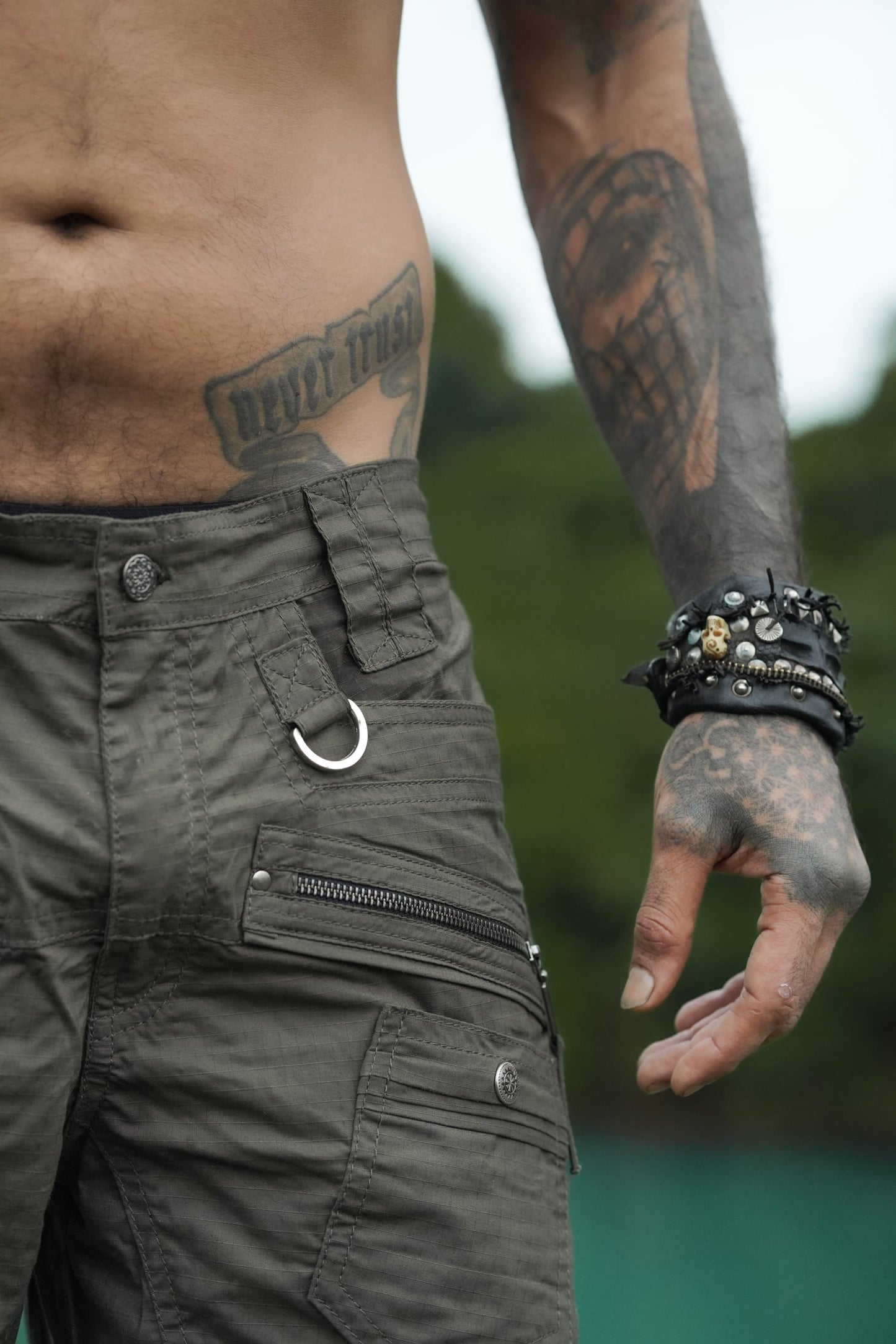 MANAGA SHORTS - Herren Cargo Shorts | Stretch-Ripstop Cargo Shorts Hunter Green