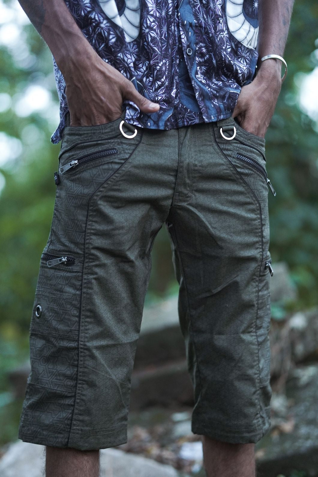 Pythagoras Abstract – Grüne NY Herren-Cargoshorts | Shorts mit geometrischem Muster und mehreren Taschen