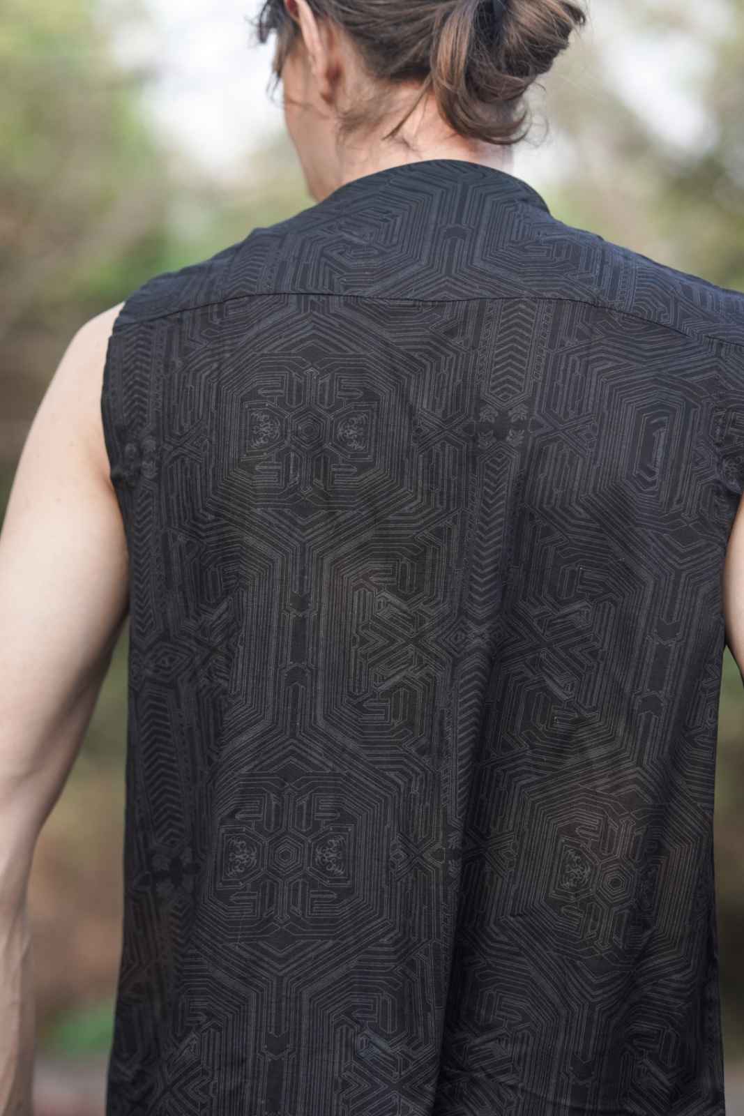 METANOIA Cyber Art Wear Viscose ärmelloses Shirt