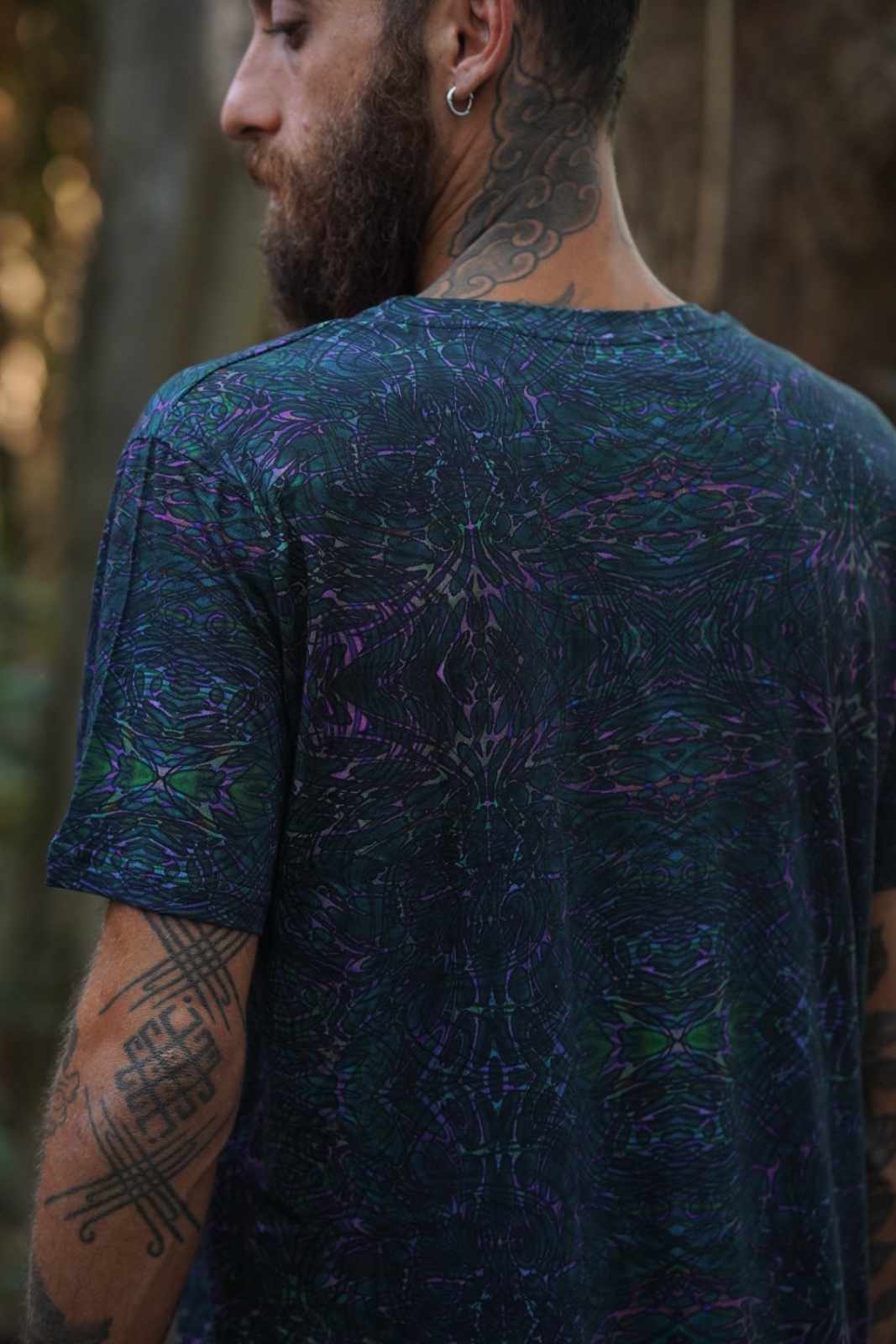 After-burn | Cyber Geometrischer Print Herren Bambus-T-Shirt