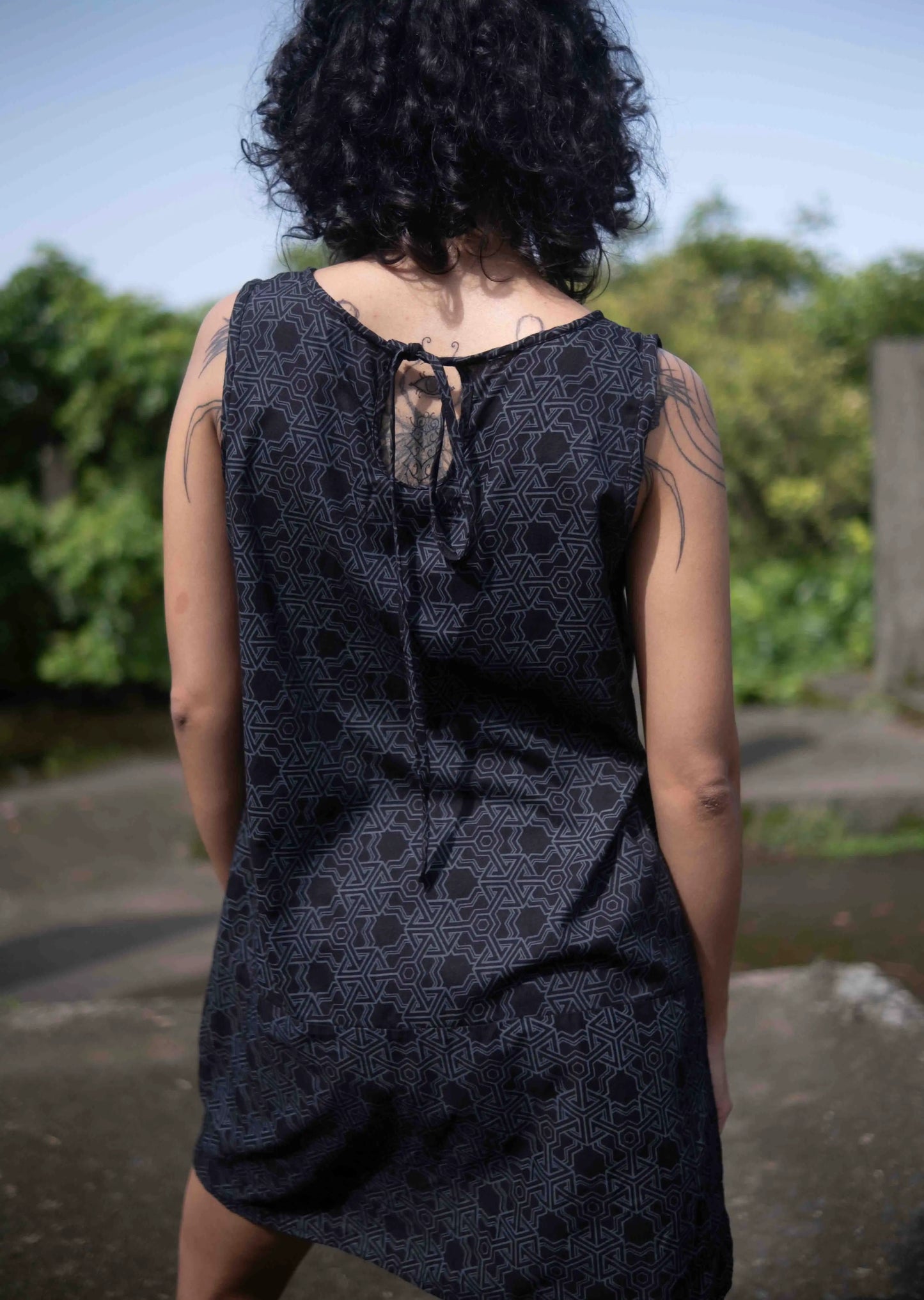Pythagoras Boho-Festival-Kleid – Ärmelloses psychedelisches geometrisches Kleid für Damen